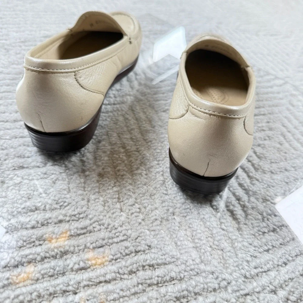 SAS soft leather